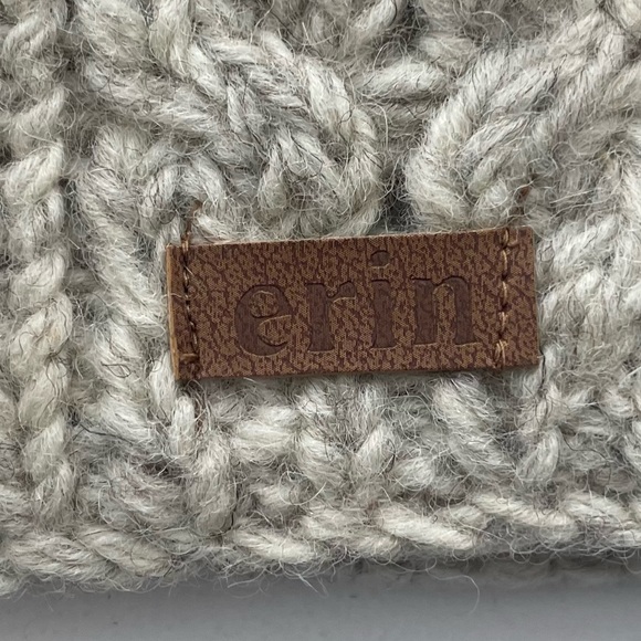 Erin Knitwear Crochet Headband - Picture 7 of 10